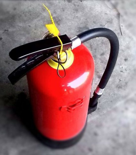 fire-fighting-302586_1920